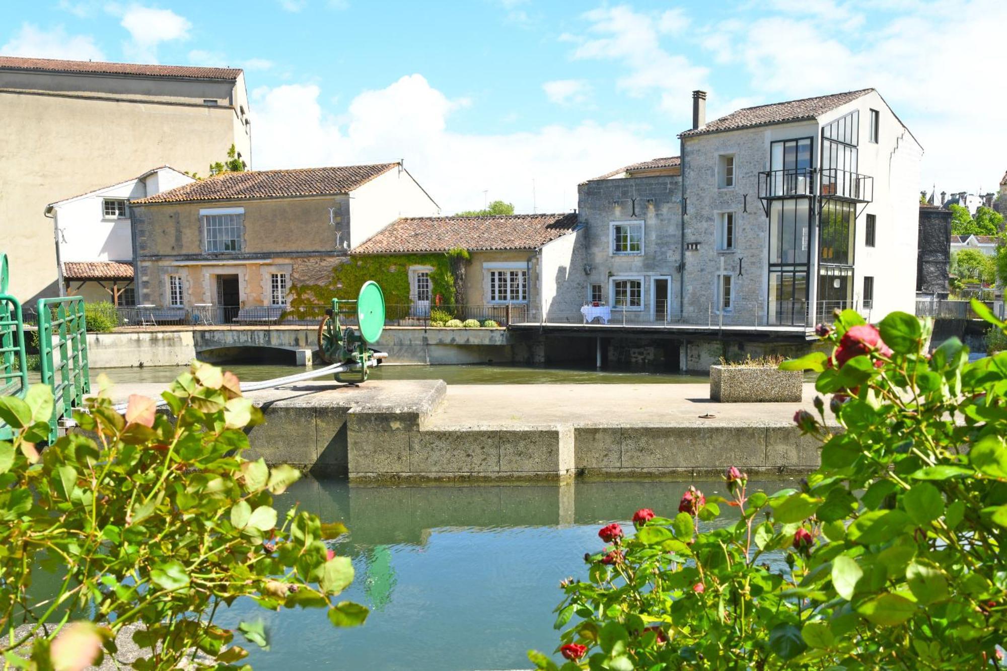 דירות ז'רנק Quai 3 Loft Moderne Et Lumineux Les Pieds Dans L'Eau מראה חיצוני תמונה